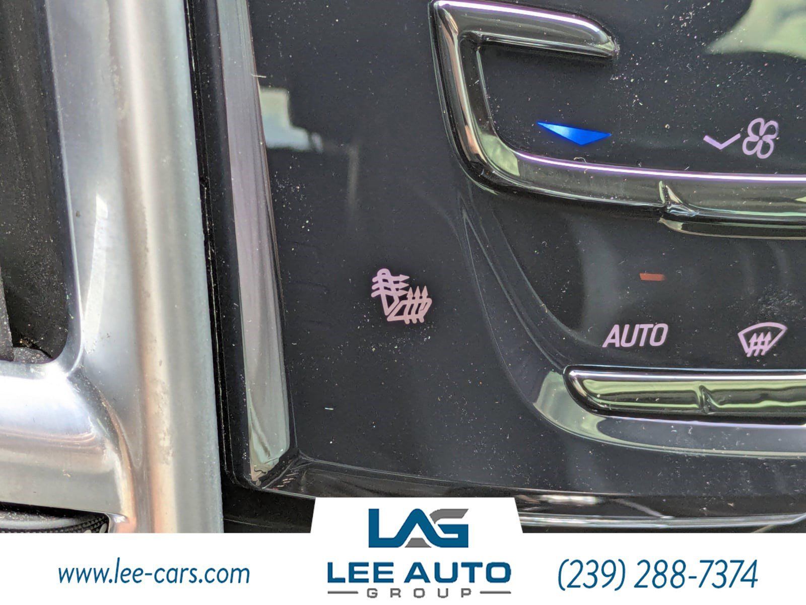 Used 2016 Cadillac SRX Luxury w/ Driver Awareness Package FWD image 28