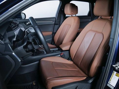 Certified 2022 Audi Q3 2.0T Premium Plus w/ Premium Plus Package image 11