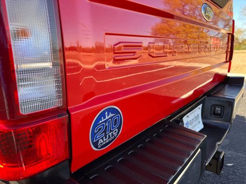 Used 2021 Ford F350 Lariat w/ Chrome Package image 20