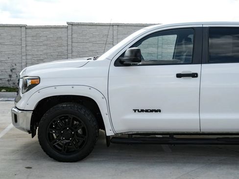 Used 2019 Toyota Tundra SR5 RWD image 12