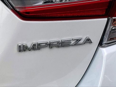 Used 2022 Subaru Impreza 2.0i image 8