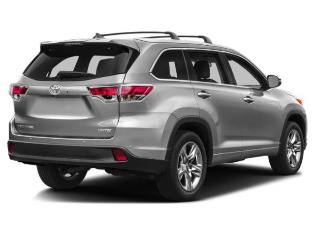 Used 2015 Toyota Highlander Plus AWD/4WD image 2