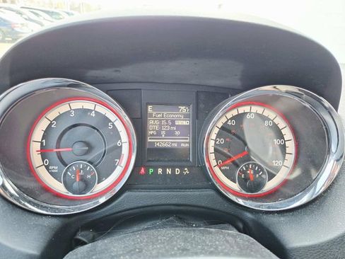 Used 2016 Dodge Grand Caravan R/T w/ Driver Convenience Group image 7