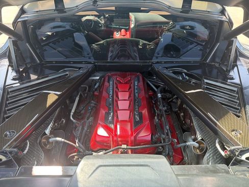 Used 2024 Chevrolet Corvette Stingray Premium Cpe w/ Z51 Performance Package RWD image 6