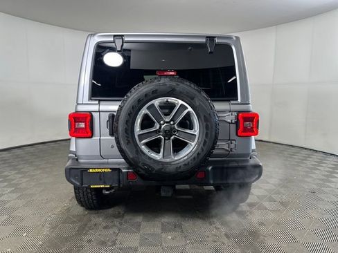 Used 2018 Jeep Wrangler Unlimited Sahara image 4
