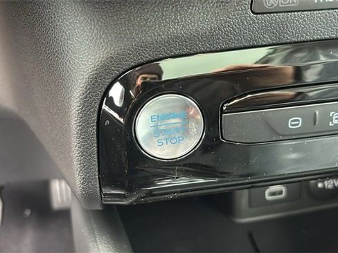 New 2026 Ford Escape SE image 13