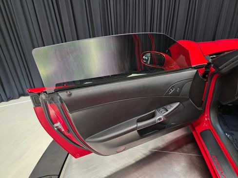 Used 2007 Chevrolet Corvette Z06 w/ Preferred Equipment Group image 15