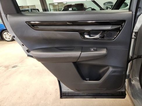 Used 2025 Honda CR-V Sport Touring image 25