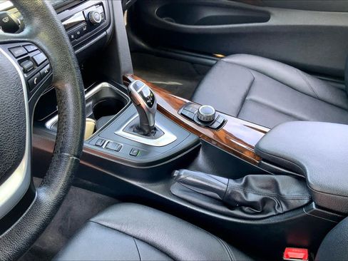 Used 2014 BMW 428i Coupe image 17