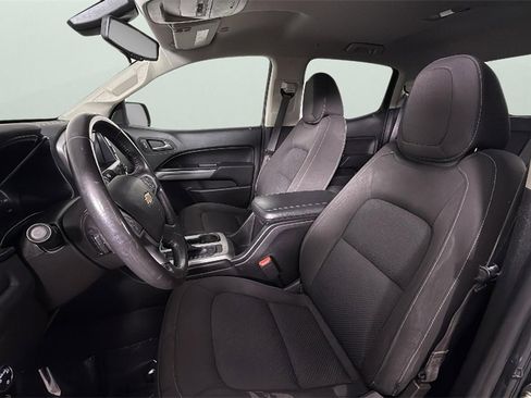 Used 2019 Chevrolet Colorado LT image 17