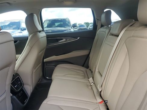 Certified 2022 Lincoln Nautilus Reserve w/ Cargo Utility Package image 11