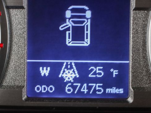 Used 2019 Toyota 4Runner SR5 image 16