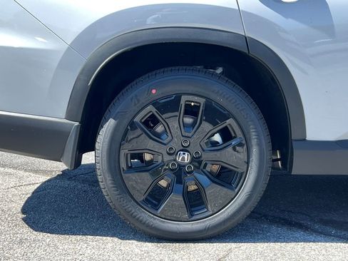 New 2026 Honda Pilot Black Edition image 5