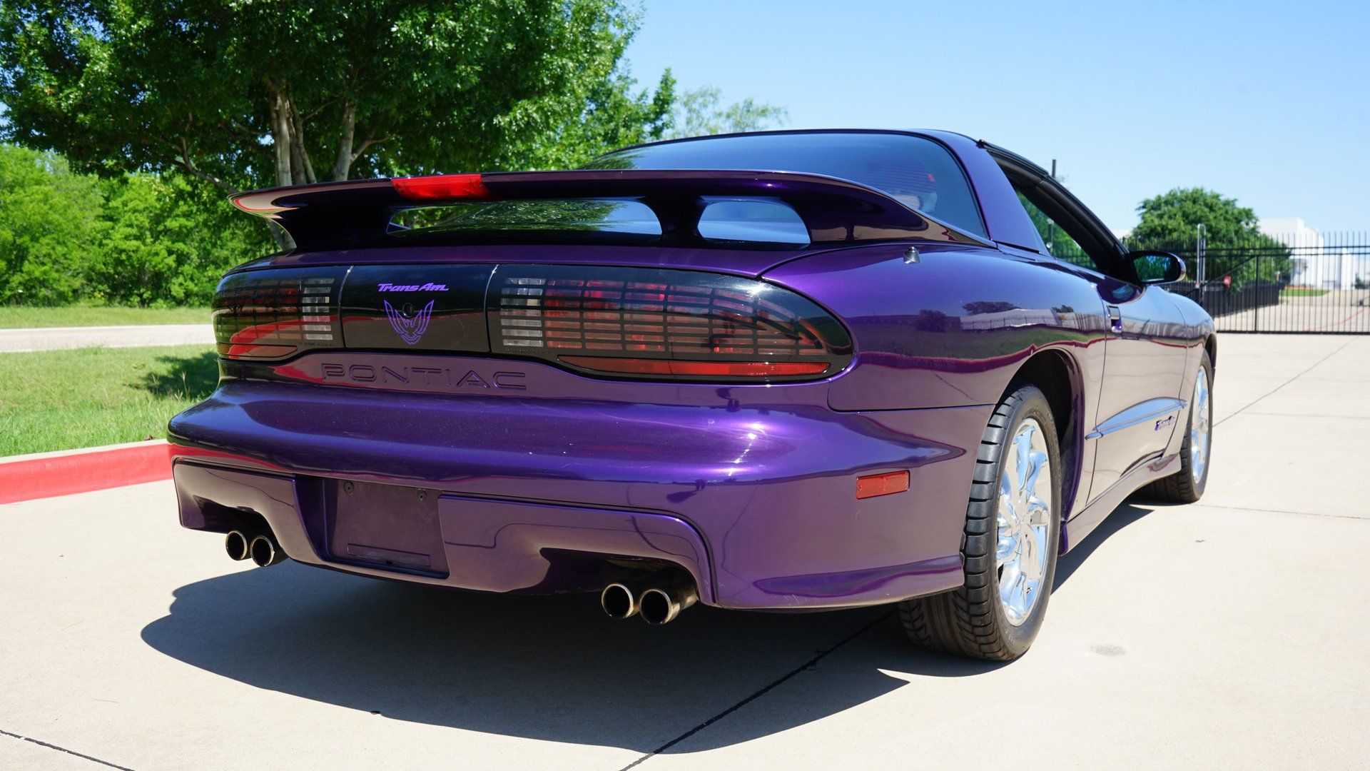 Used 1997 Pontiac Firebird Trans Am RWD image 15