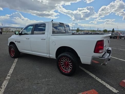 Used 2017 RAM 1500 Big Horn AWD/4WD image 5