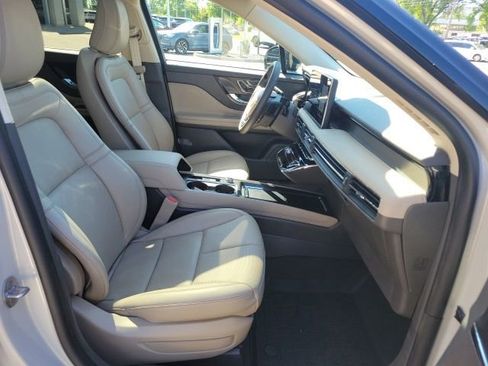 Certified 2024 Lincoln Corsair AWD w/ Equipment Group 101A image 27