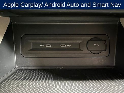 Used 2023 Volkswagen Atlas SE image 11