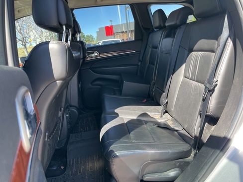 Used 2013 Jeep Grand Cherokee Limited image 9