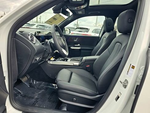 New 2026 Mercedes-Benz GLB 250 4MATIC image 16
