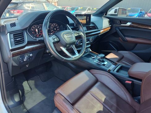 Used 2018 Audi Q5 Prestige w/ Prestige Package image 14