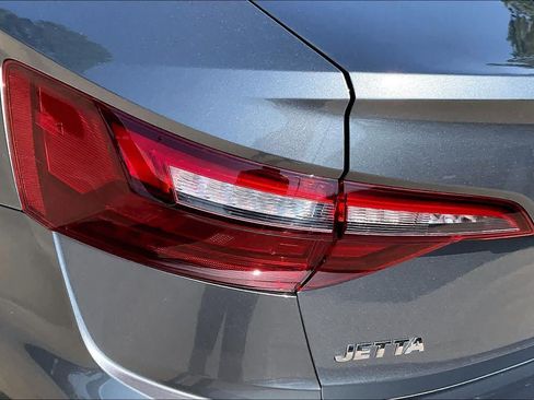 Used 2021 Volkswagen Jetta S FWD image 28