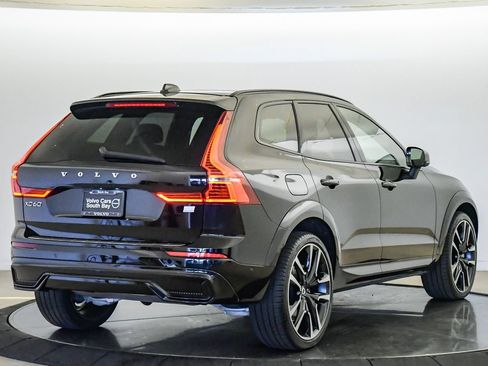 Certified 2023 Volvo XC60 T8 Ultimate w/ Protection Package Premier AWD/4WD image 5