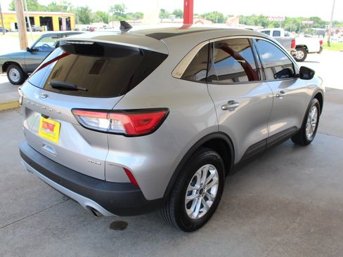 Used 2022 Ford Escape SE AWD/4WD image 43