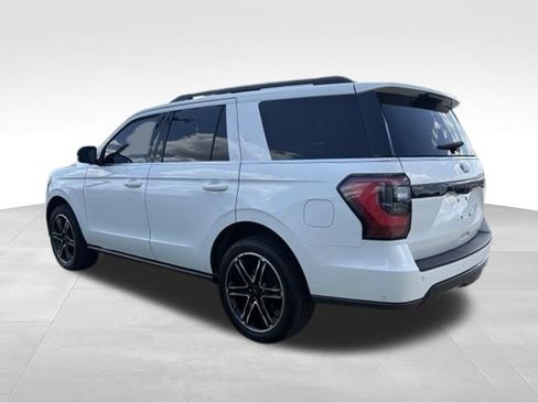 Used 2020 Ford Expedition Limited w/ Equipment Group 303A AWD/4WD image 2