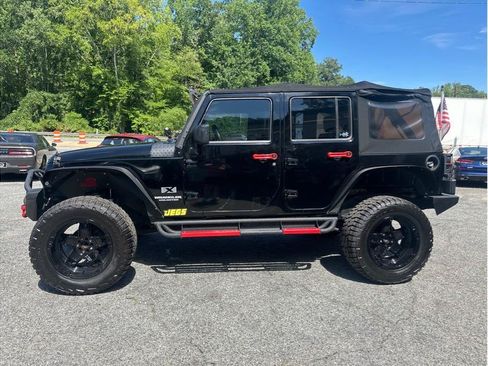 Used 2009 Jeep Wrangler Unlimited X RWD image 4