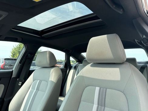 Certified 2025 Honda Civic Sport image 9
