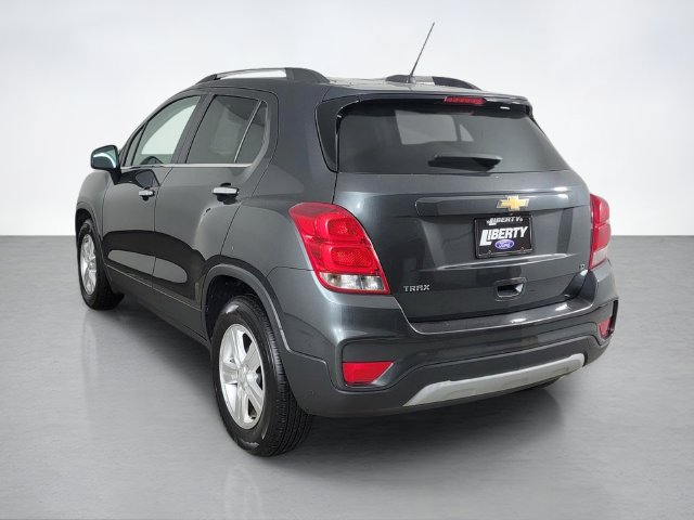 Used 2017 Chevrolet Trax LT w/ LT Convenience Package FWD image 5