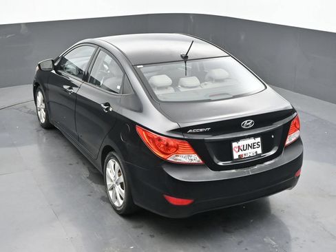Used 2013 Hyundai Accent GLS w/ Premium Pkg FWD image 36
