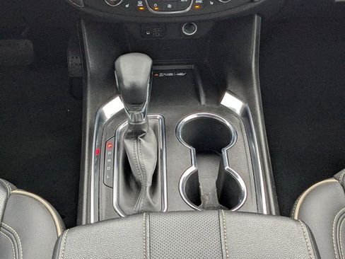 Used 2023 Chevrolet Traverse Premier image 22