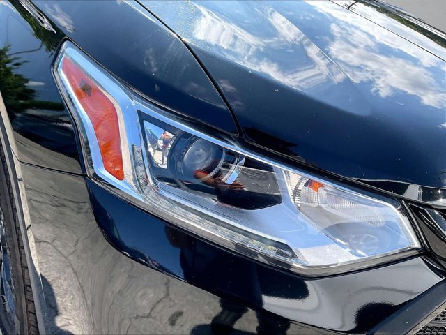 Certified 2020 Chevrolet Traverse LT FWD image 30