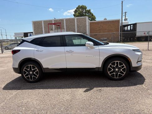Used 2023 Chevrolet Blazer Premier w/ Enhanced Convenience Package image 6