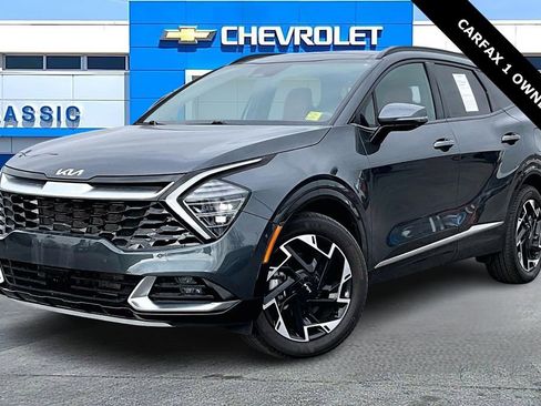 Used 2025 Kia Sportage SX image 3