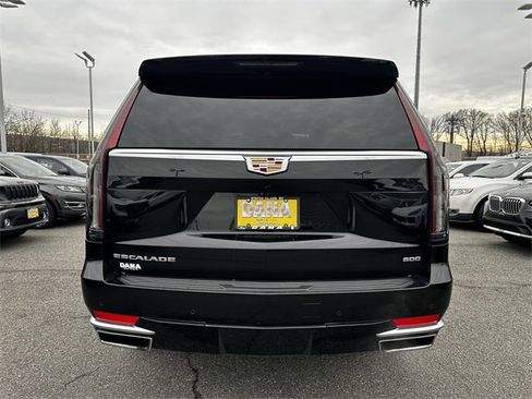 Used 2023 Cadillac Escalade Premium Luxury image 6