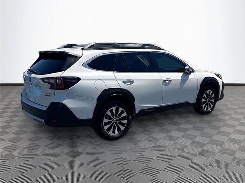 Used 2024 Subaru Outback Touring image 7