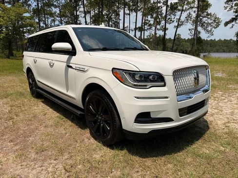 Used 2023 Lincoln Navigator L Reserve w/ Equipment Group 201A AWD/4WD image 7