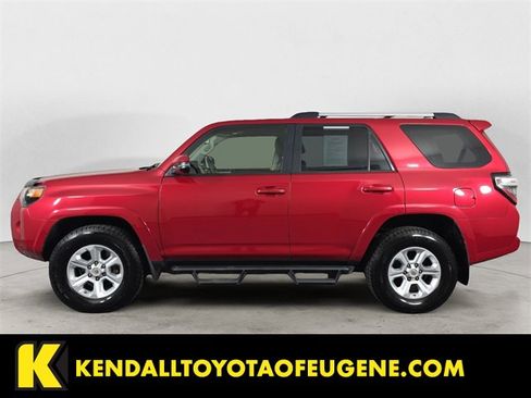 Used 2019 Toyota 4Runner SR5 Premium image 2