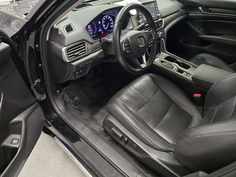 Used 2019 Honda Accord Touring image 15