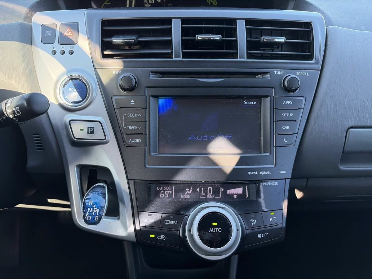 Used 2012 Toyota Prius V Three FWD image 39