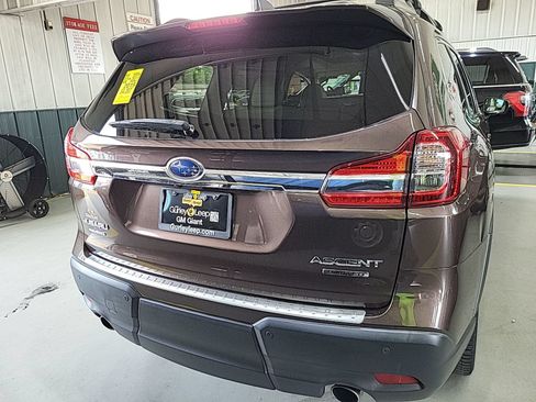 Used 2019 Subaru Ascent Limited w/ Popular Package #3 AWD/4WD image 7