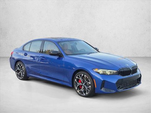 New 2026 BMW 330i Sedan w/ M Sport Package RWD image 6