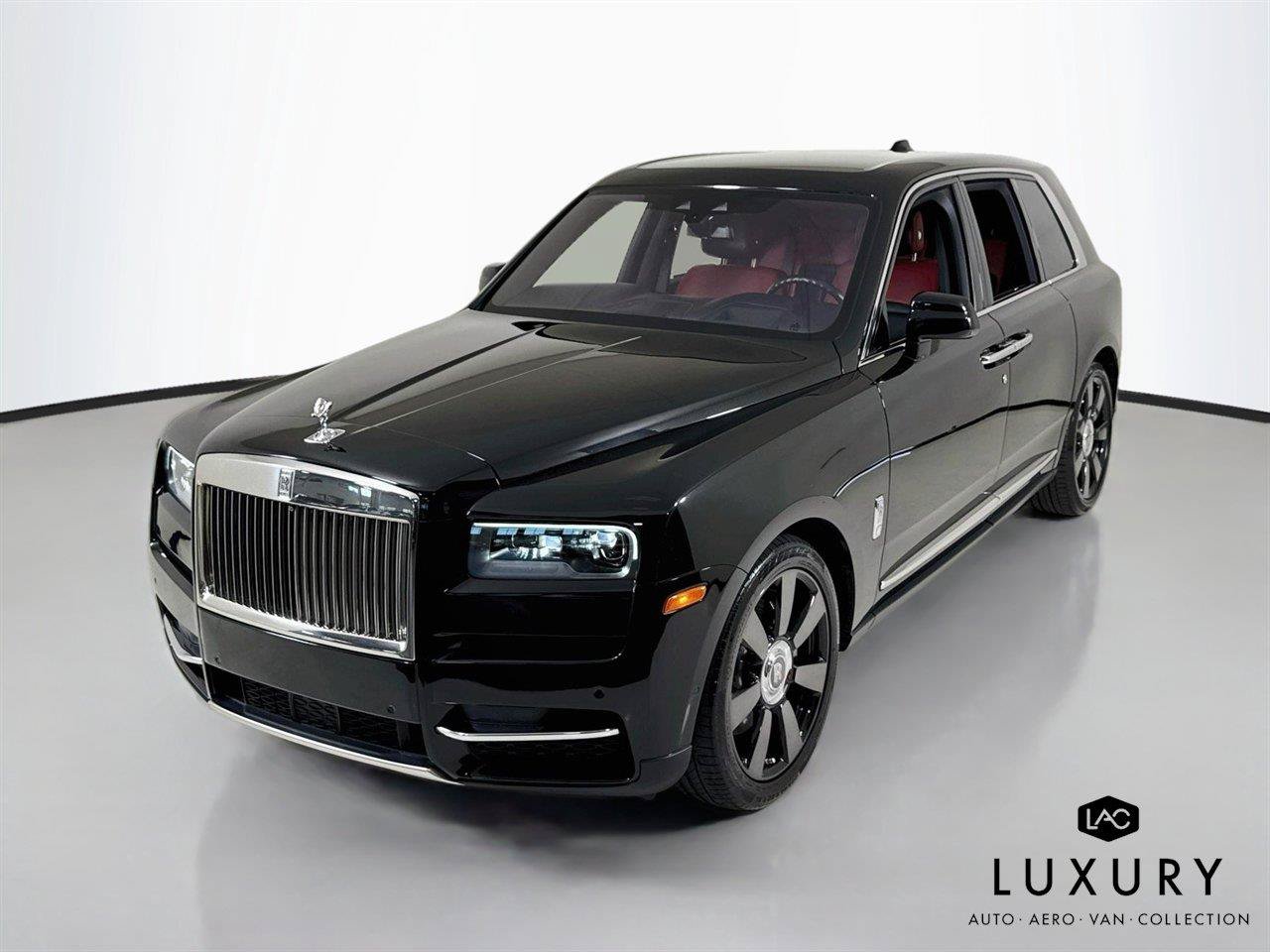 Used 2022 Rolls-Royce Cullinan AWD/4WD image 3
