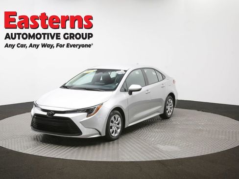 Used 2024 Toyota Corolla LE image 54