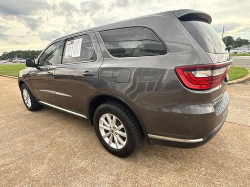 Used 2019 Dodge Durango SXT w/ 3rd Row Seating Group AWD/4WD image 6