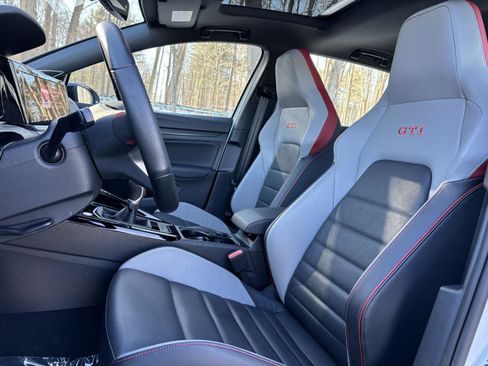 Used 2024 Volkswagen GTI Autobahn image 25