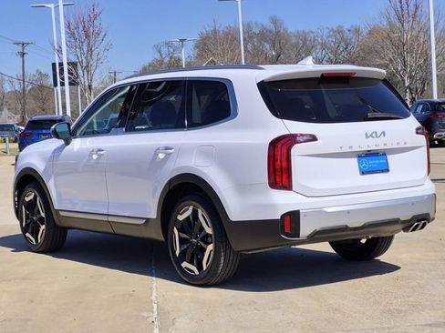 Used 2023 Kia Telluride S image 4