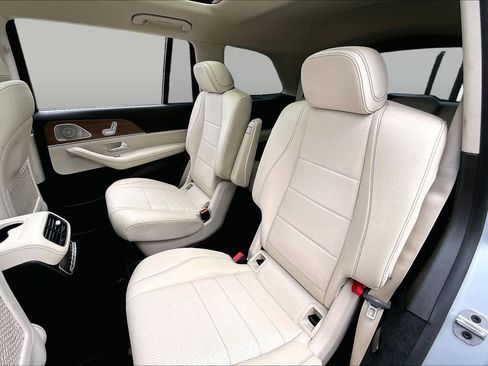 Certified 2023 Mercedes-Benz GLS 450 4MATIC image 20